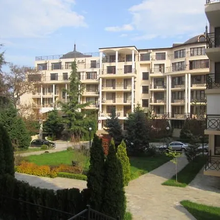 Apartment Homewell Iglika 2